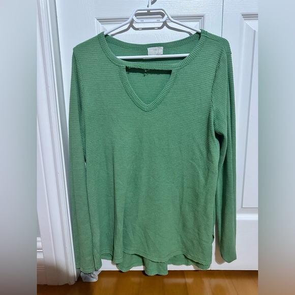 ANTHROPOLOGIE T.La GREEN NADIA CUT OUT THERMAL WAFFLE TUNIC TOP - Picture 4 of 4